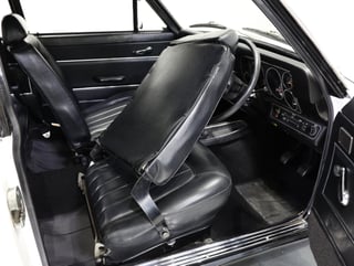 1972 Holden LJ Torana GTR XU1 - Glacier White