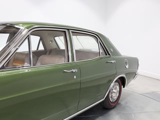 1971 Ford XY Fairmont 302 V8 - Jewel Green