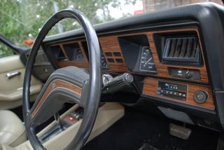 HX Statesman Deville