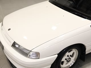 1989 HSV VN SV89 Build No 149 - Alpine White