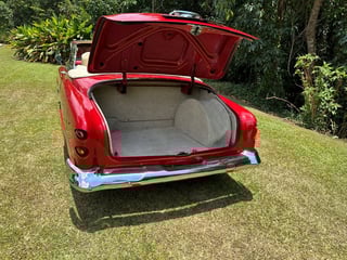 1952 Oldsmobile Super 88 Restomod - 6.0L LS2 V8