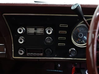 1971 Ford XY Fairmont 302 V8 - Ultra White