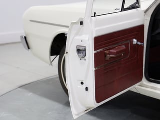1971 Chrysler VG Valiant Wayfarer Utility 318ci Fireball V8 - Bondi Bleach White