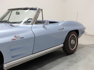 1964 Chevrolet Corvette C2 Sting Ray 327ci 'Fuelie' - Silver Blue Metallic