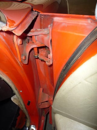 1977 HX Statesman Deville