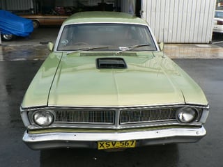 XY Fairmont 302 Wagon