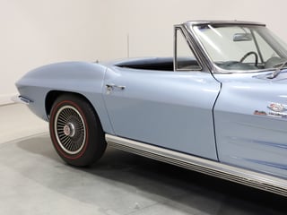 1964 Chevrolet Corvette C2 Sting Ray 327ci 'Fuelie' - Silver Blue Metallic