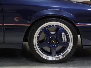 1988 HSV VL SV88 - Build No. 89 - Dorwood Blue Metallic