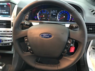 2015 FG-X Falcon XR8 Manual