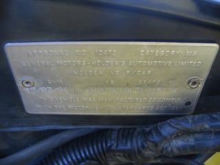 HSV GTS R Commodore #77