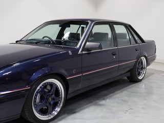 1988 HSV VL SV88 - Build No. 89 - Dorwood Blue Metallic