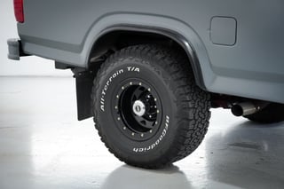 1982 Ford F100 4x4 Short Wheelbase 351 Cleveland - Conquer Grey 