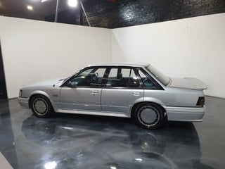 1984 VK SS Group 3 Commodore - Asteroid Silver