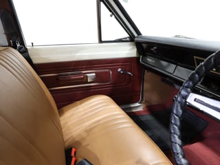 1971 Chrysler VG Valiant Wayfarer Utility 318ci Fireball V8 - Bondi Bleach White
