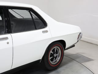 1974 Holden HQ Monaro GTS 308 4sp - Glacier White