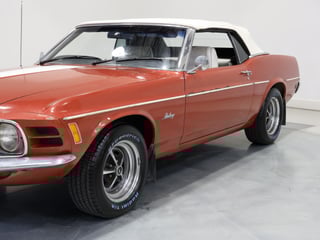 1970 Ford Mustang Convertible - 302 V8 