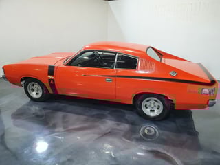 1972 VH E49 Valiant Charger R/T - BIG TANK