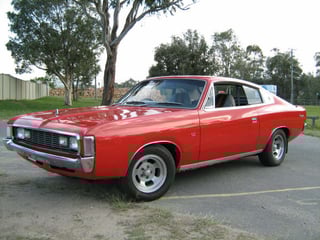 VH E55 Valiant Charger
