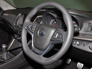 2017 HSV GTSR - Spitfire Green 0064 km …