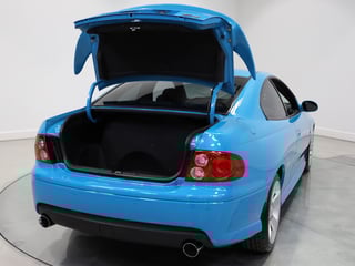 2004 Holden VZ Monaro CV8 - Turismo Mica - 1,974km