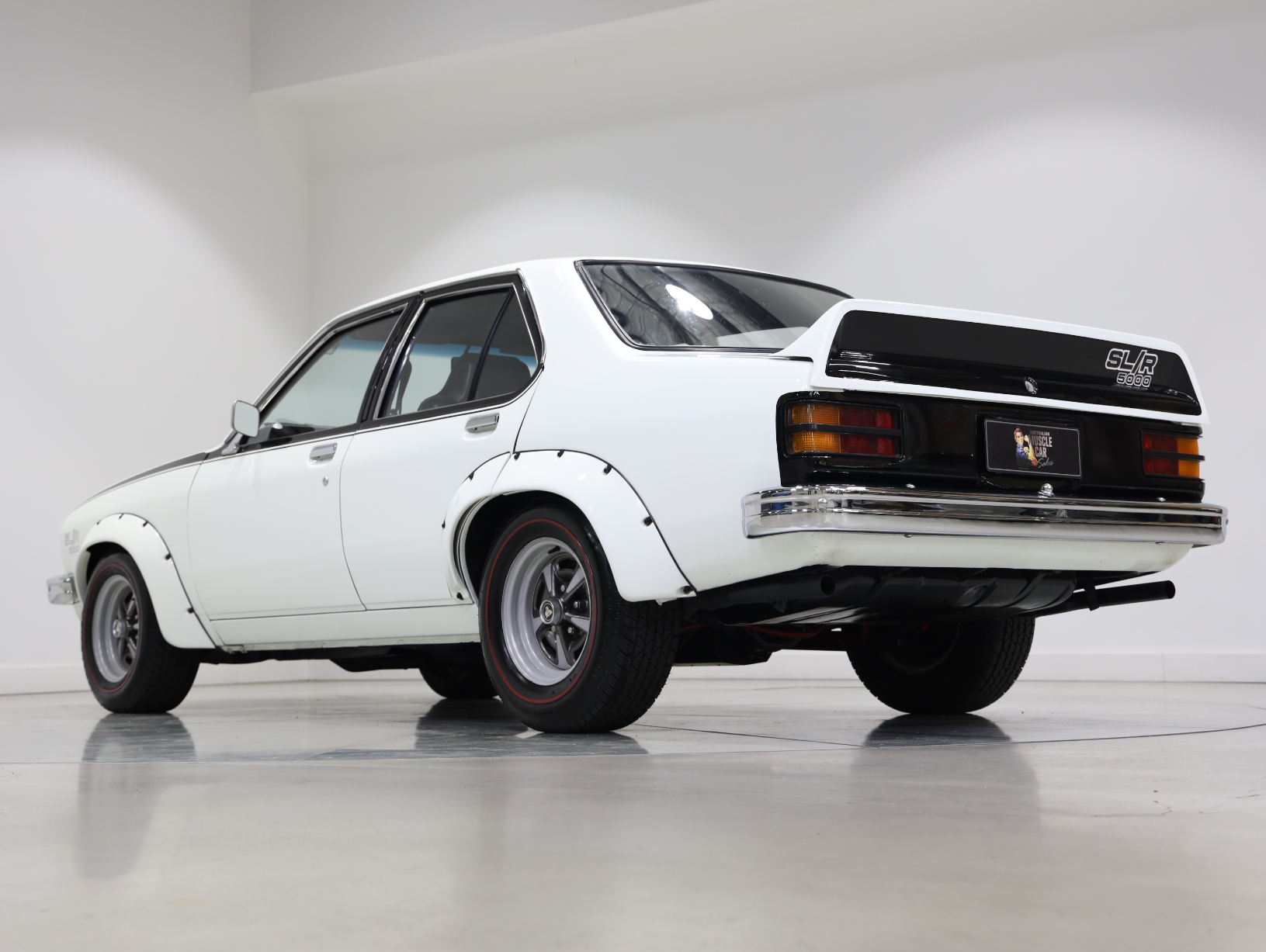1974 Holden LH Torana L34 SLR 5000 - Glacier White