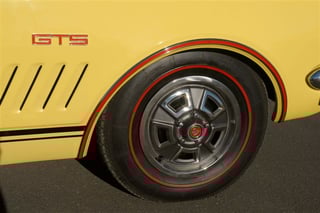 HK Bathurst 327 Monaro Series 1