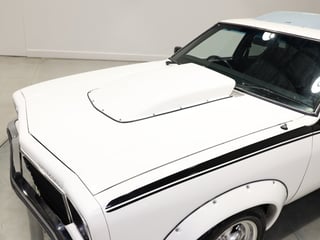 1977 Holden LX Torana SLR 5000 Tribute - Palais White 