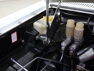 1967 Holden HR 186 S Utility - Grecian White