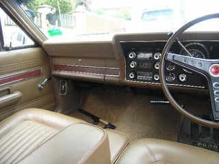 XW Fairmont 302 V8 GS Replica