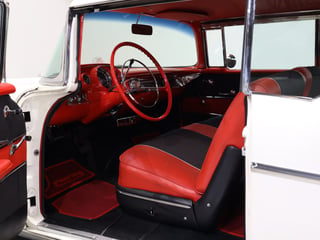 1957 Chevrolet Bel Air - Pillarless 2-Door Hardtop