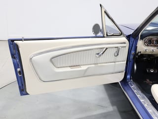 1965 Ford Mustang Convertible 302ci - Estoril Blue Metallic 