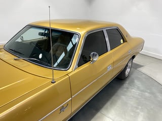 1976 Chrysler CL Valiant Regal SE - Topaz Gold Metallic