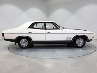 1973 Ford Falcon XB GT 4V - Polar White 