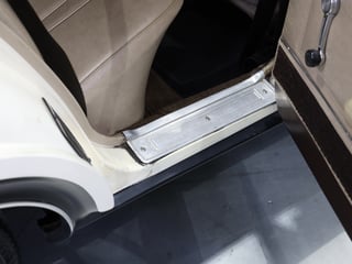 1973 Ford Falcon XB GT 4V - Polar White 