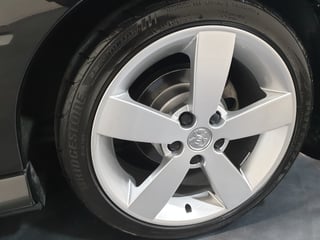 2002 Holden Monaro CV8