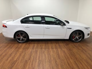 2015 FG-X Falcon XR8 Manual