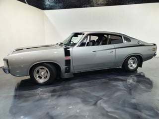 1971 VH Charger R/T E38 - BIG TANK