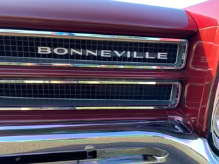 1966 Pontiac Bonneville Brougham - 389 V8