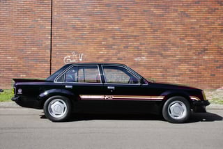 Black VC Brock Commodore #443