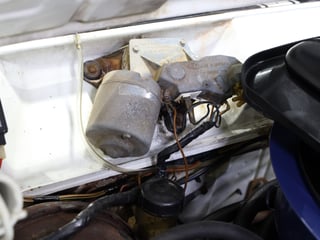 1971 Ford Falcon XY GT - Ultra White 