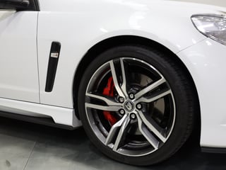 2016 HSV Clubsport R8 Tourer Build No 097 - Heron White …