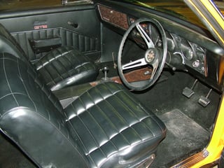 HG GTS Monaro 308 4 speed