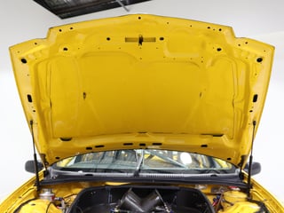 2001 CAT Racing 600 AU Falcon Supercar - John Bowe