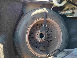 1995 VS Holden Calais 5 Litre V8