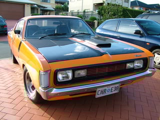 Valiant Charger R/T E38 big tank