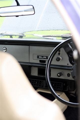 LX SLR 5000 Torana -