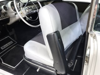 1957 Chevrolet Bel Air - Pillarless 2-Door Hardtop