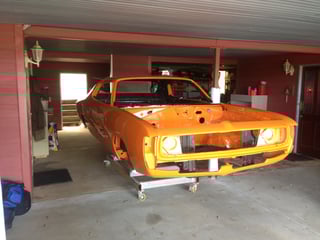 VH Valiant Pacer R/T Hardtop 340 6 Pack V8