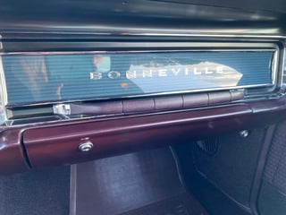 1966 Pontiac Bonneville Brougham - 389 V8