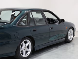 1994 HSV VR GTS Build No 181 - Sherbrooke Green
